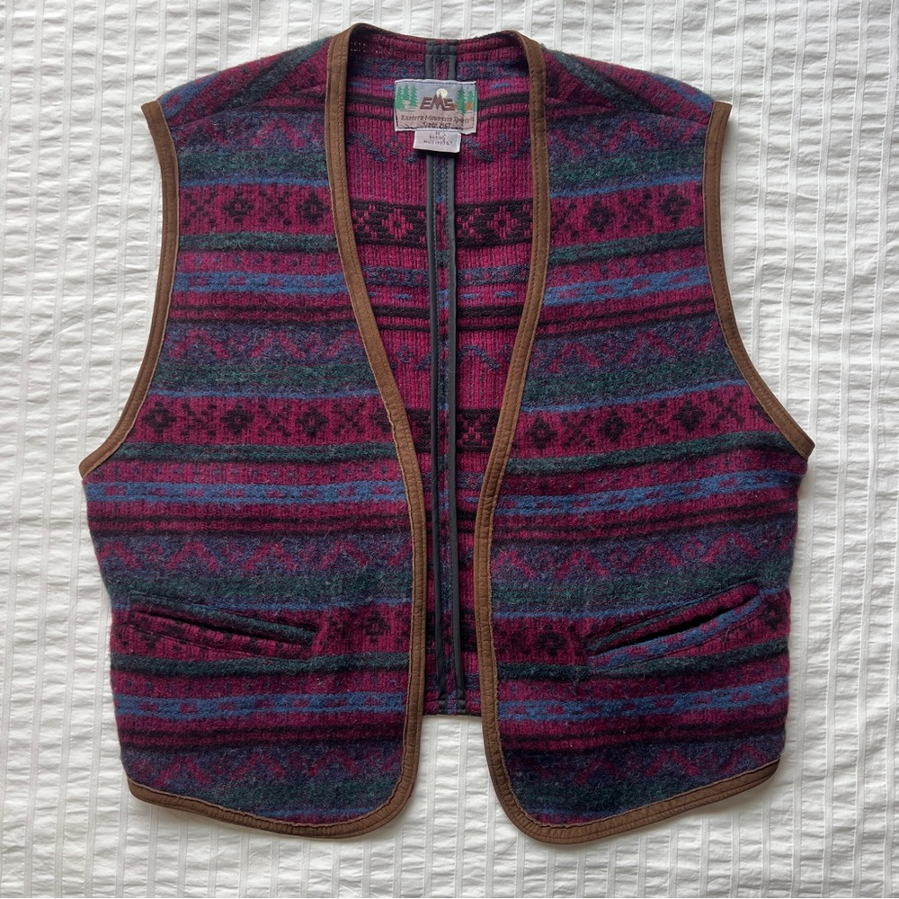 VTG 90s EMS Eastern Mountain Sports Western Purple and Blue Wool Blend Vest, M
